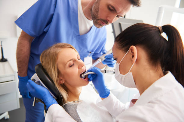 Best Teeth Whitening  in Holly Ridge, NC